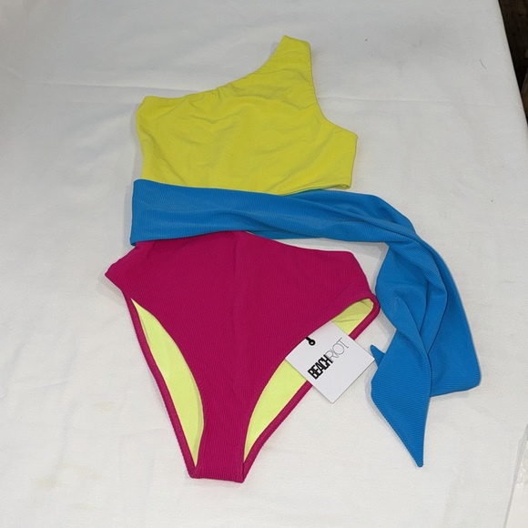 Beach Riot Carlie One Piece, SMALL - Picture 2 of 10